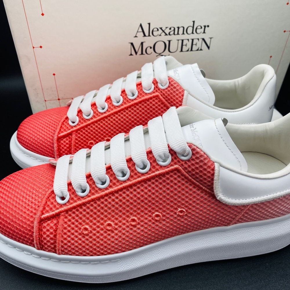 Alexander McQueen Men’s Oversize Sneakers Size 9.5 NWB AUTHENTIC - Picture 7 of 11